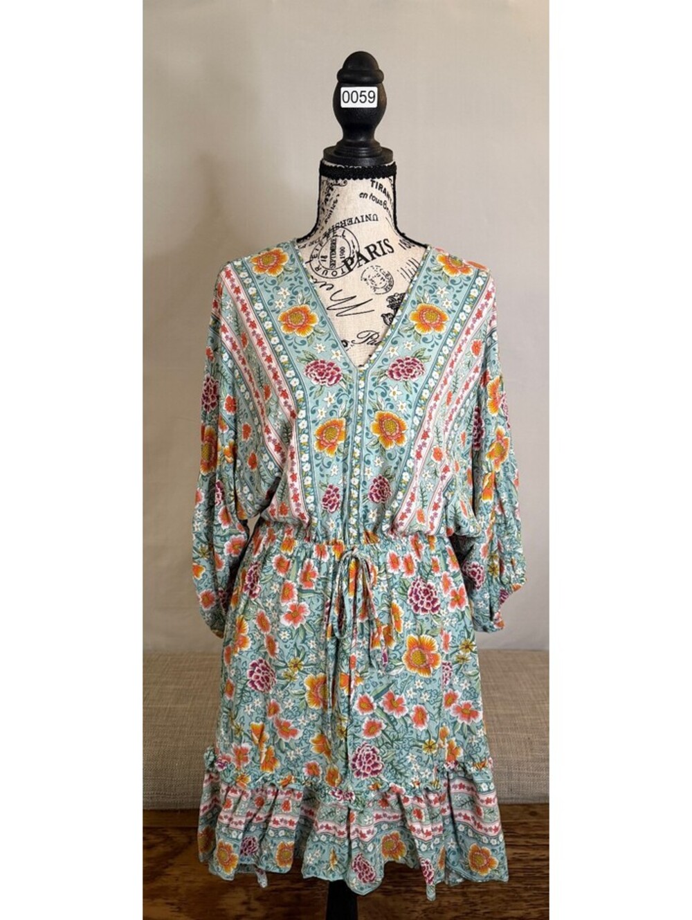Bohemian Floral Print Midi Dress with V-Neck and Drawstring Waist